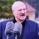 Лукашенко об уходе с поста: Белоруссию бы поломали, покрошили и выплюнули