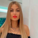 Избалованная роскошью Боня летает из Европы в Россию ради маникюра