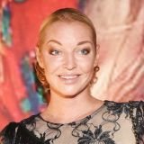 Обнажившаяся Волочкова похвасталась идеальным телом