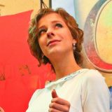 Подтвердившая роман с Авербухом Арзамасова показала малыша: Везем счастье