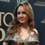 Названа неожиданная причина исчезновения певицы МакSим: Расплачивается за грехи 