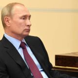 Путин приедет в охваченную протестами Белоруссию