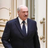 Эксперты: Лукашенко ведет экономику Белоруссии к уничтожению 