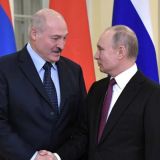 Политолог: Белорусы разочаровались в Путине из-за поддержки Лукашенко