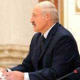 Белоруссии прочат экономический крах из-за действий президента: Лукашенко спешит сложить яйца в одну корзину