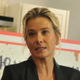 Мокрая Высоцкая показала роскошную фигуру в купальнике: Девушка Бонда! 