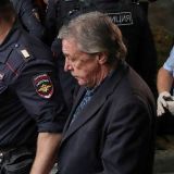 Таинственная синяя папка: что взял с собой Ефремов на последнее заседание суда