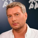 Взбешенные белорусы загнали Баскова в угол