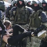 Отзыв российских силовиков от границ с Белоруссией объяснили: Лукашенко не собираются удерживать у власти