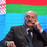 Эксперт: Лукашенко нужно было готовить страну к передаче власти еще 5 лет назад