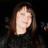 Королевой нанесли новый удар после измены Тарзана