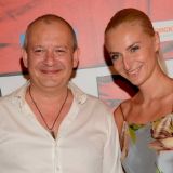 Вдова Марьянова рассказала об интиме с известным певцом