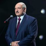 Почему Путин продолжает терпеть Лукашенко: эксперт назвал причину