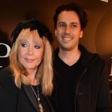 Галкин снял пляшущую Пугачеву во время шумного застолья в ресторане 