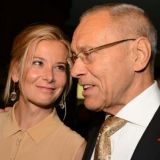 Заплаканная Высоцкая переживает семейный кризис 