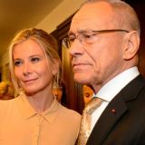 Звездный сводник озвучил версию знакомства Кончаловского и Высоцкой: Уборщицей работала