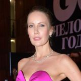 Появившаяся на публике Летучая вызвала отвращение: Раскабанела, мать