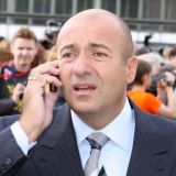 Бутылка помогла: Крутой хитростью заставил записать свою пластинку 