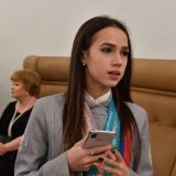 Алина Загитова опозорилась в эфире Первого канала