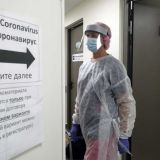 Вирусолог: Надежды на формирование коллективного иммунитета к COVID-19 больше нет