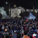 Названа причина протестов в Белоруссии и Киргизии