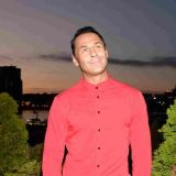 Костюшкин оголился перед незнакомыми женщинами