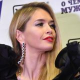 Брежнева всполошила народ откровенным фото