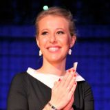 Собчак ради наживы торгует трусами за бешеные деньги