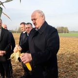 Жириновский предложил отправить Лукашенко руководить совхозом