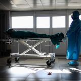 Коронавирус в России вновь побил рекорд: за сутки выявили 17,7 тысячи новых случаев