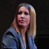 Поддержавшей Макрона Собчак пригрозили отрезать голову 