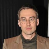 Обнаглевший Шепелев требует прибавку после заражения опасной болезнью