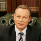 Новая избранница делит многомиллионное имущество ради Жигунова