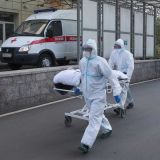 В России за сутки коронавирус сразил более 18 тысяч человек