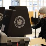 Американский активист: Избирательная система США служит интересам богатых и влиятельных