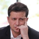 Инфицированного Зеленского доставили в больницу