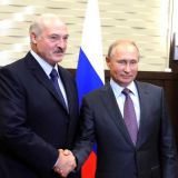 Политолог: Лукашенко и Путин заинтересованы в продолжении белорусских протестов