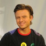 Беременна от Прохора Шаляпина: продавщица супермаркета заявилась с ДНК-тестом