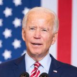 Политолог: Байден должен сидеть на скамье подсудимых в Донецке