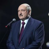 Что мешает Лукашенко признать российский Крым