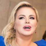 Так вот откуда грудь: Семенович обнародовала фото с родителями