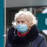 Россияне начали массово скупать продукты и лекарства на фоне пандемии