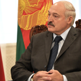 Покинувшая Белоруссию Алексиевич о диктатуре Лукашенко: Страна превратилась в военный лагерь