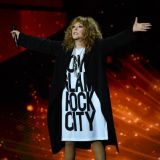 Алла Пугачева лишилась парика в середине концерта