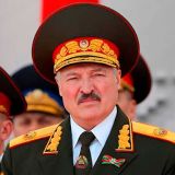 Политолог объяснил, зачем Лукашенко пугает Россию вторжением НАТО