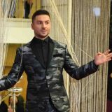 Вовсю разговаривает: Лазарев впервые запечатлел подросшую дочку