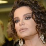 Королева довела аборигенов до слез: Все племя рыдало