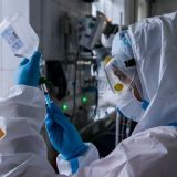 Число заразившихся COVID-19 в России достигло почти 3 миллионов