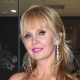 Валерия поздравила читателей 