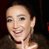 Бесстыжая Бузова вывалила грудь на фото